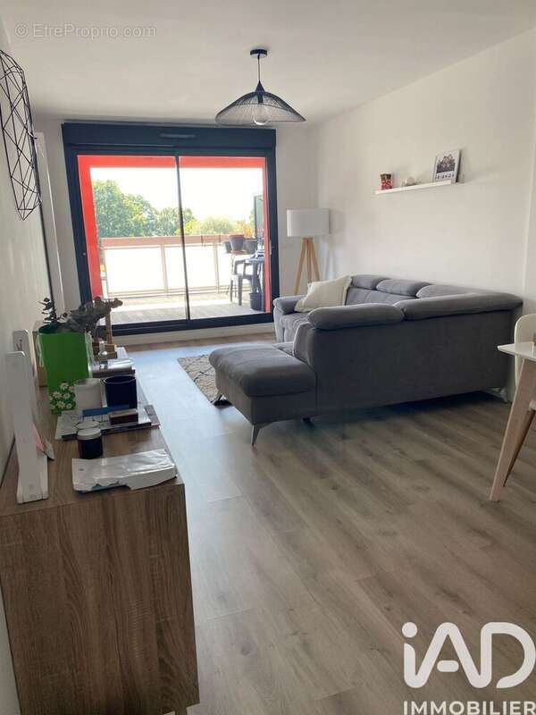 Photo 6 - Appartement à FLEURY-LES-AUBRAIS