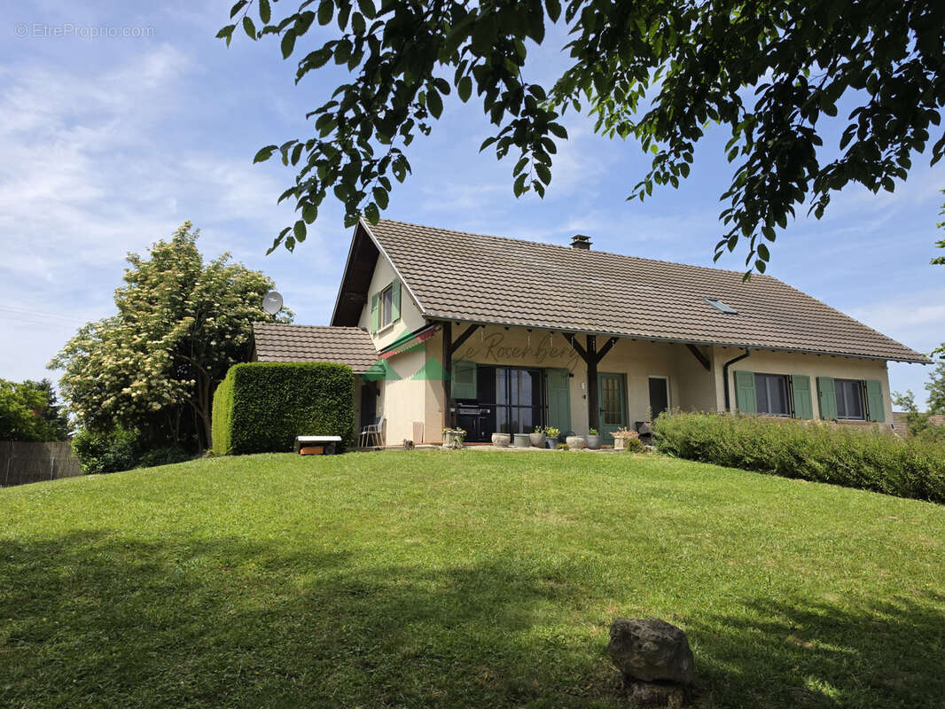 Spacieuse maison rénovée avec 5 chambres sur 18 ares - photo 2