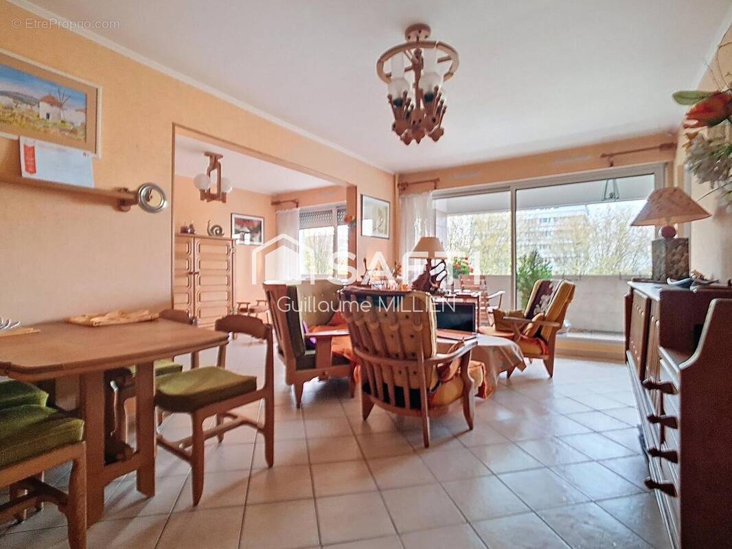 Photo 1 - Appartement à MONS-EN-BAROEUL