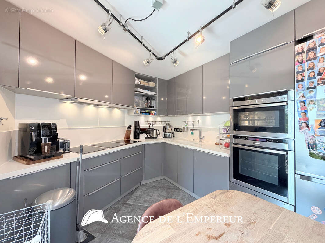 Appartement à SURESNES