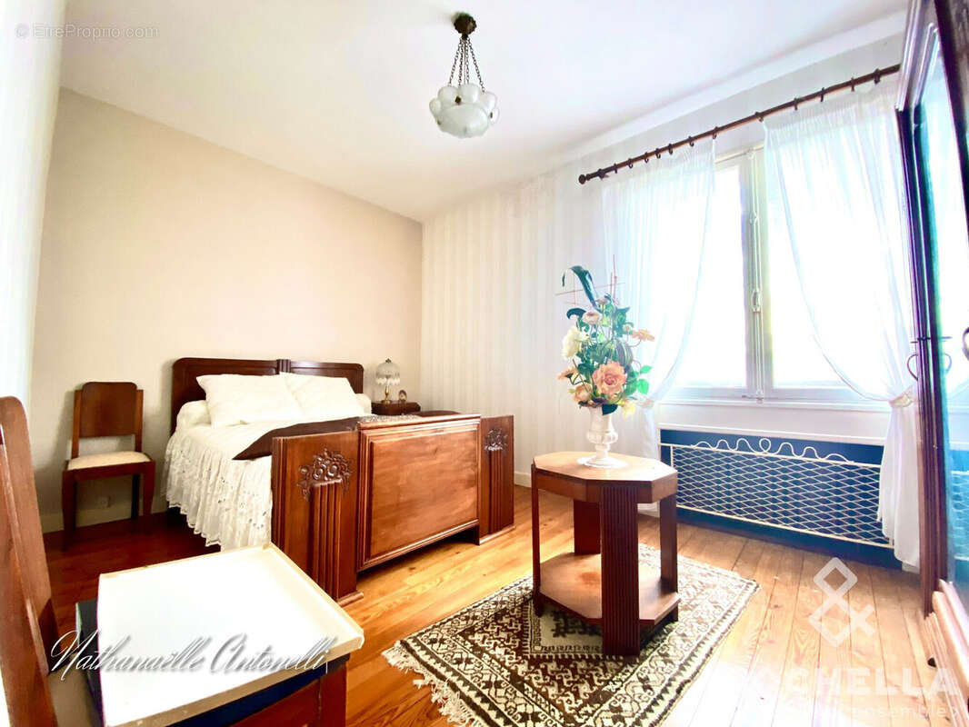 Maison 233 m² à Saint-Jean-D'angely  - photo 6