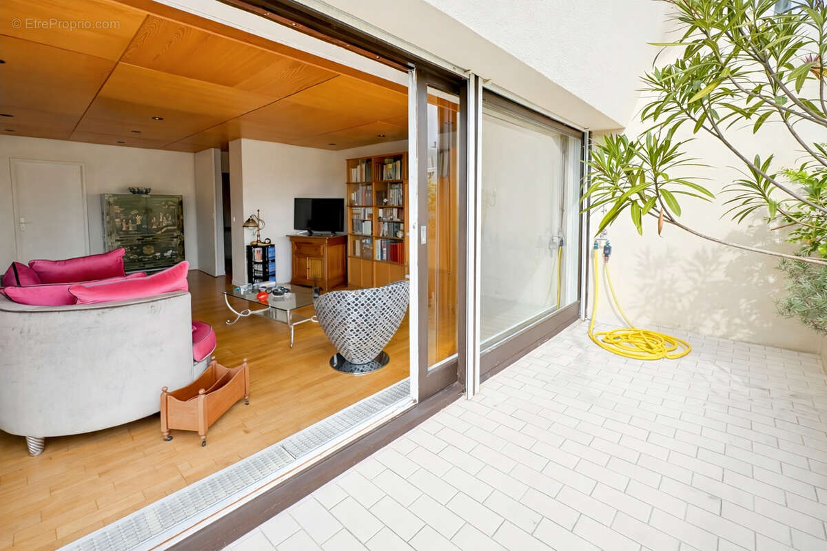 Appartement à VERRIERES-LE-BUISSON
