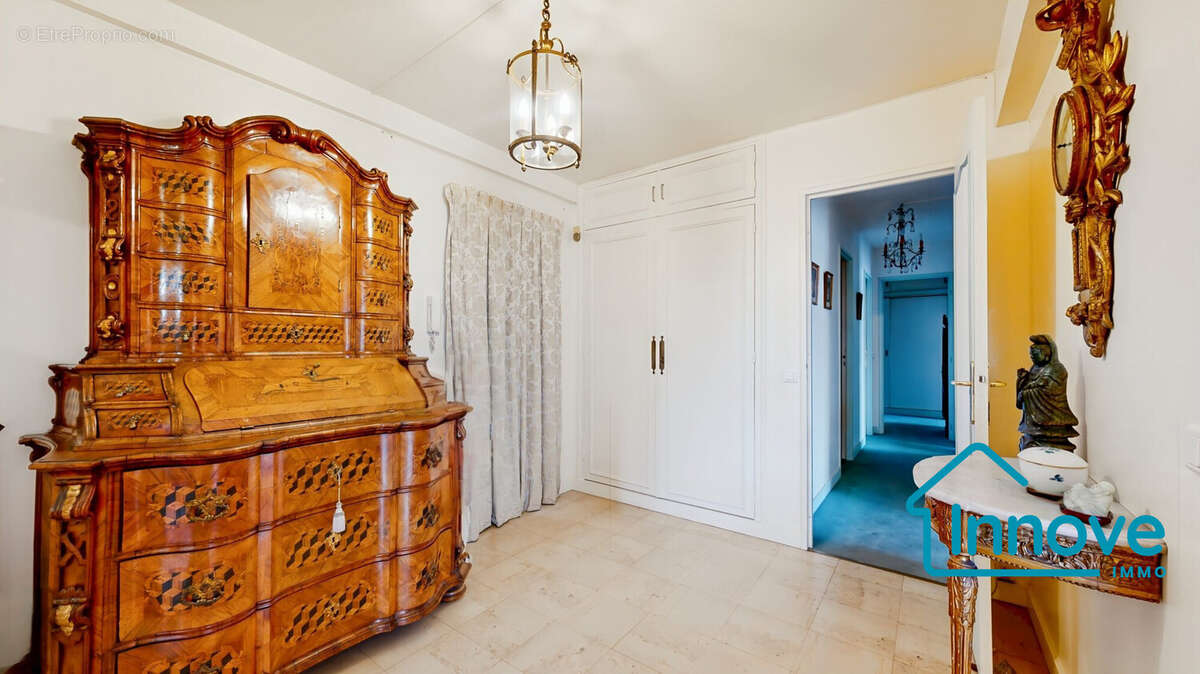 Appartement 121 m² à Versailles  - photo 5