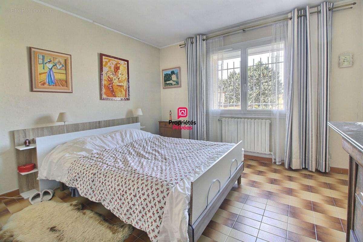 Maison à CLARENSAC