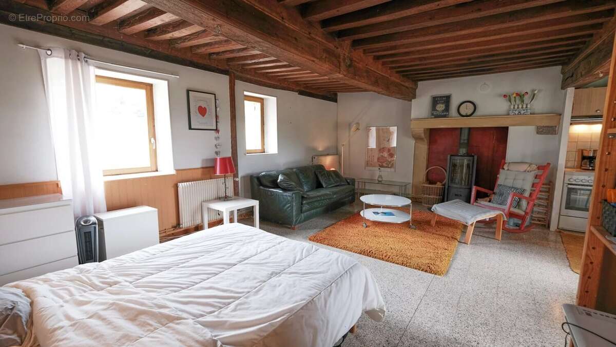 Maison à CHISSEY-EN-MORVAN