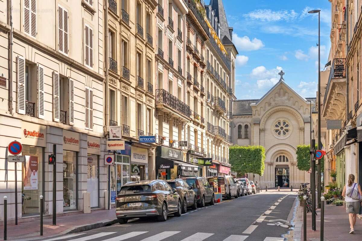 Appartement à LEVALLOIS-PERRET