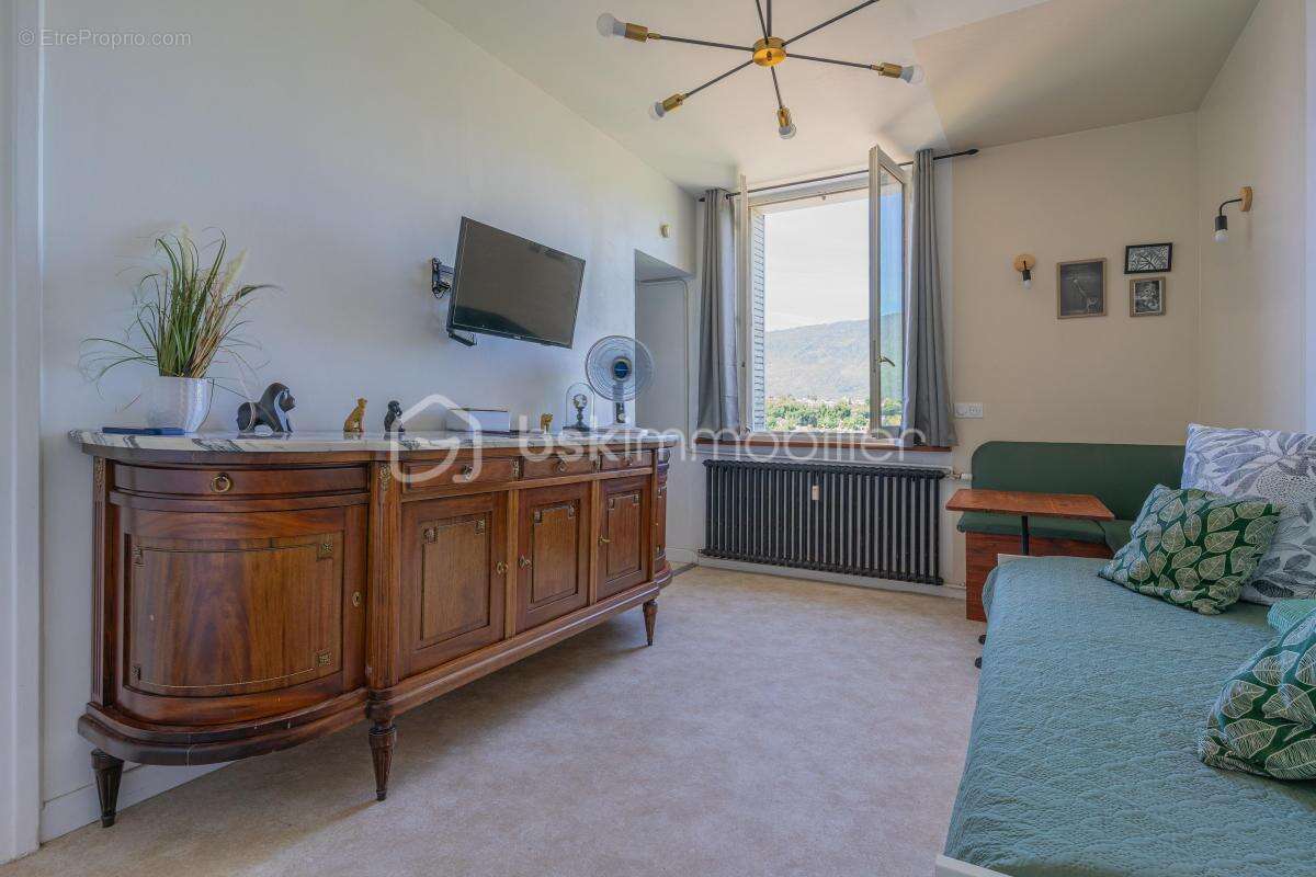 Appartement à AIX-LES-BAINS