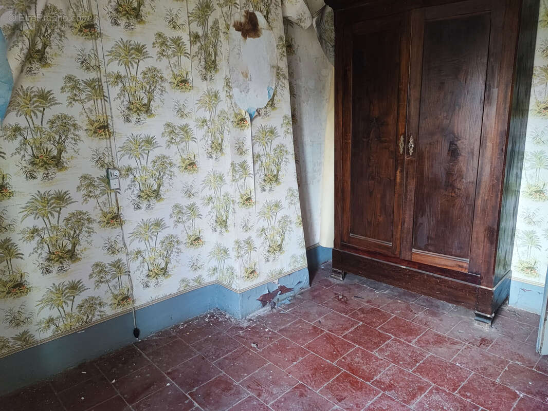 Maison à AZILLE