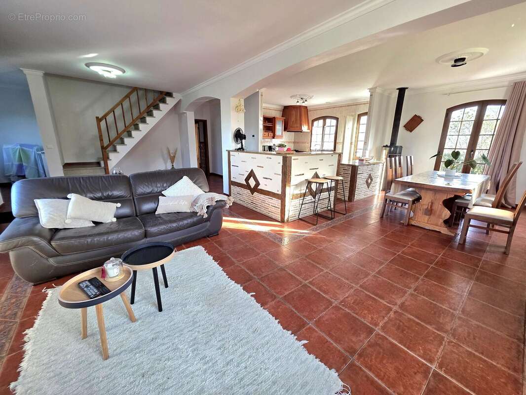 Maison à CASTILLONNES