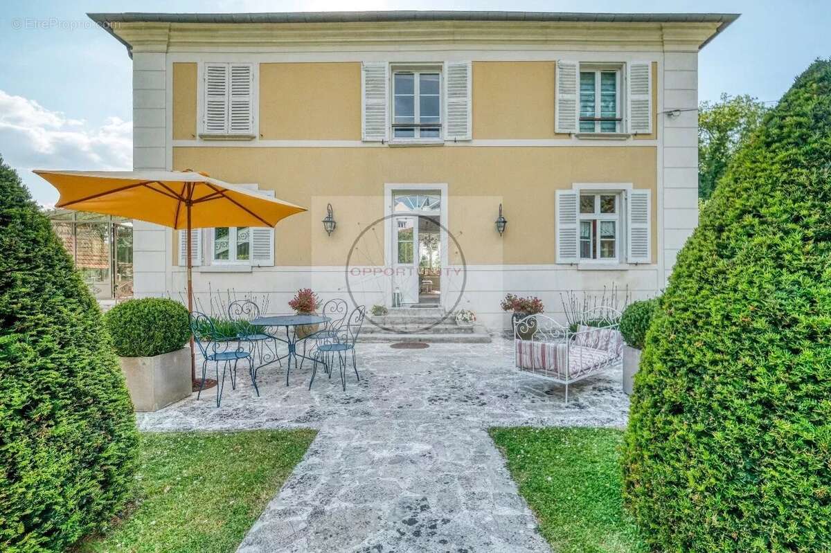 Maison à MONTGE-EN-GOELE