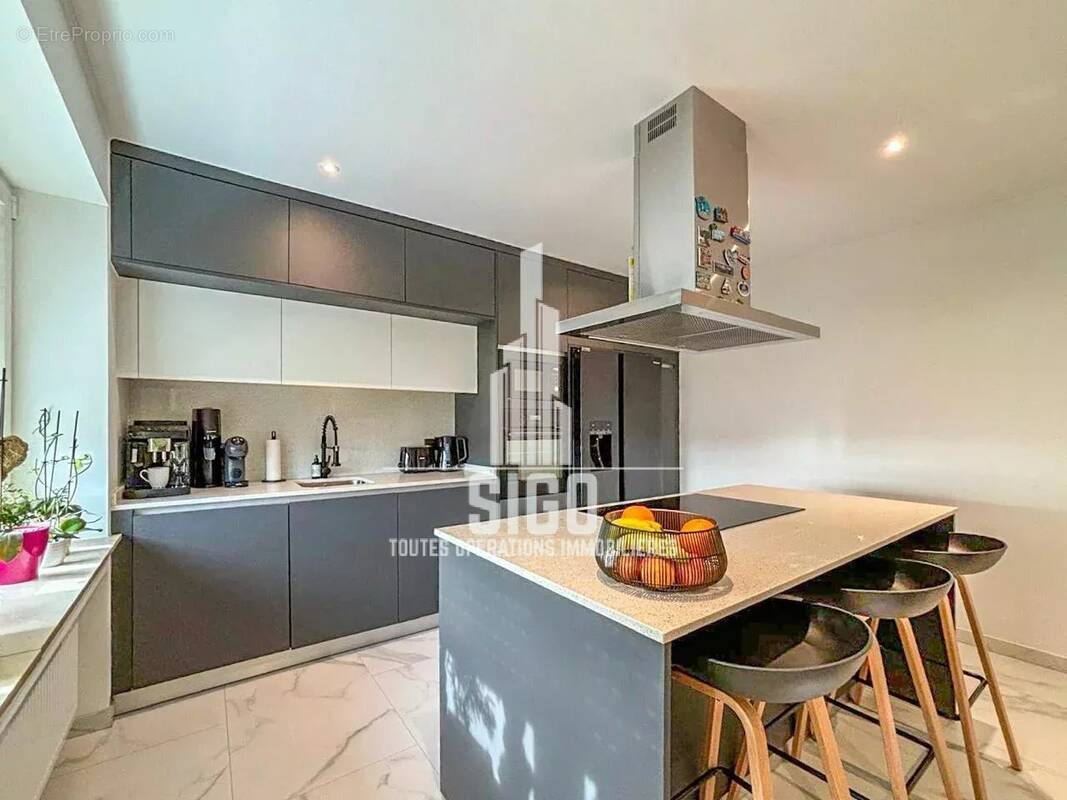 Appartement à BOTZ-EN-MAUGES