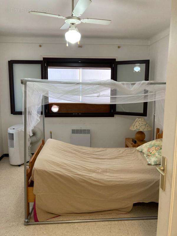 Appartement à SIX-FOURS-LES-PLAGES