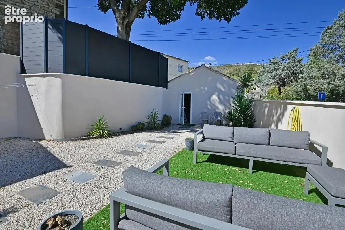 Maison de 5 pièces de 104 m² à Saint-Julien-les-Rosiers - photo 25
