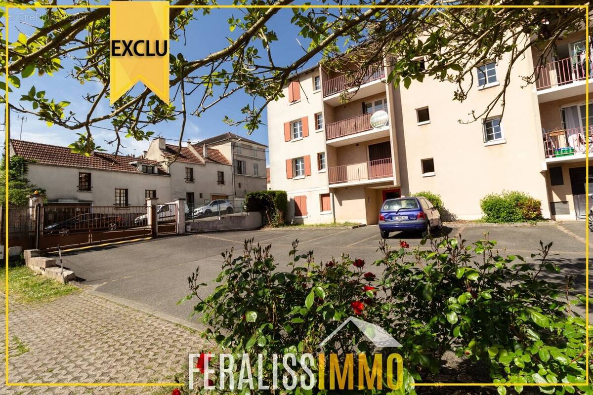 Appartement à VAUX-SUR-SEINE
