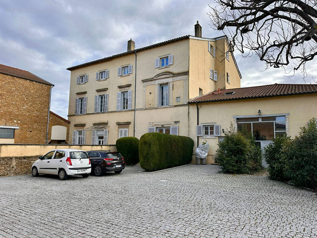 Appartement à LIERGUES