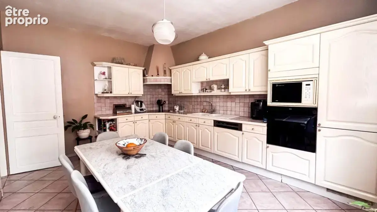 Maison 175 m² à Damery  - photo 2