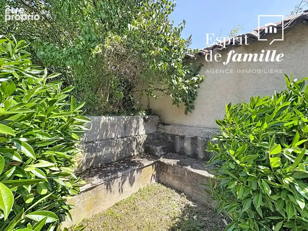 Lentilly, maison d'environ 200m2 avec jardin 943m2  et piscine - photo 30