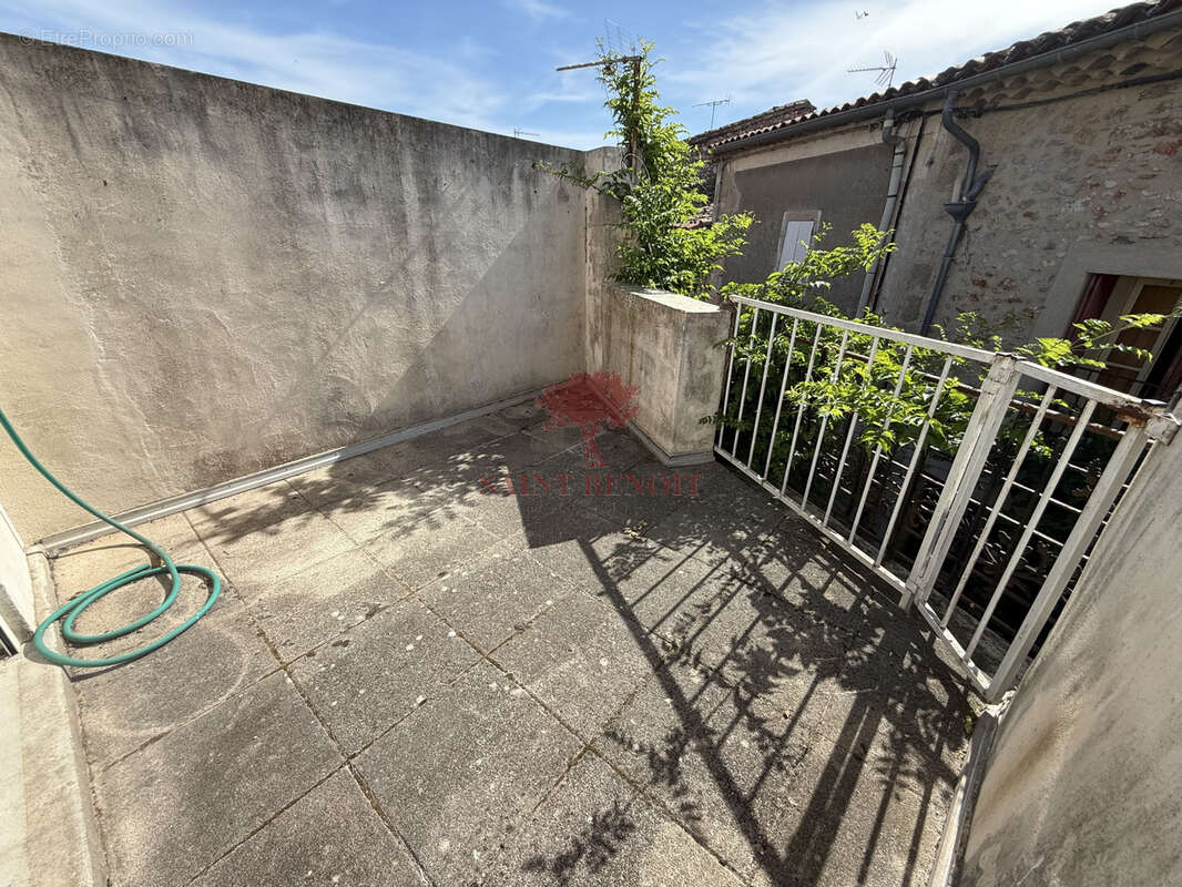A vendre maison de village avec garage saint-saturnin de lucian - photo 21