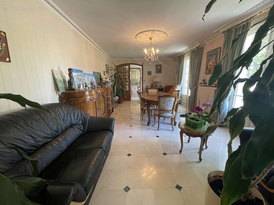 Maison à LOUZAC-SAINT-ANDRE