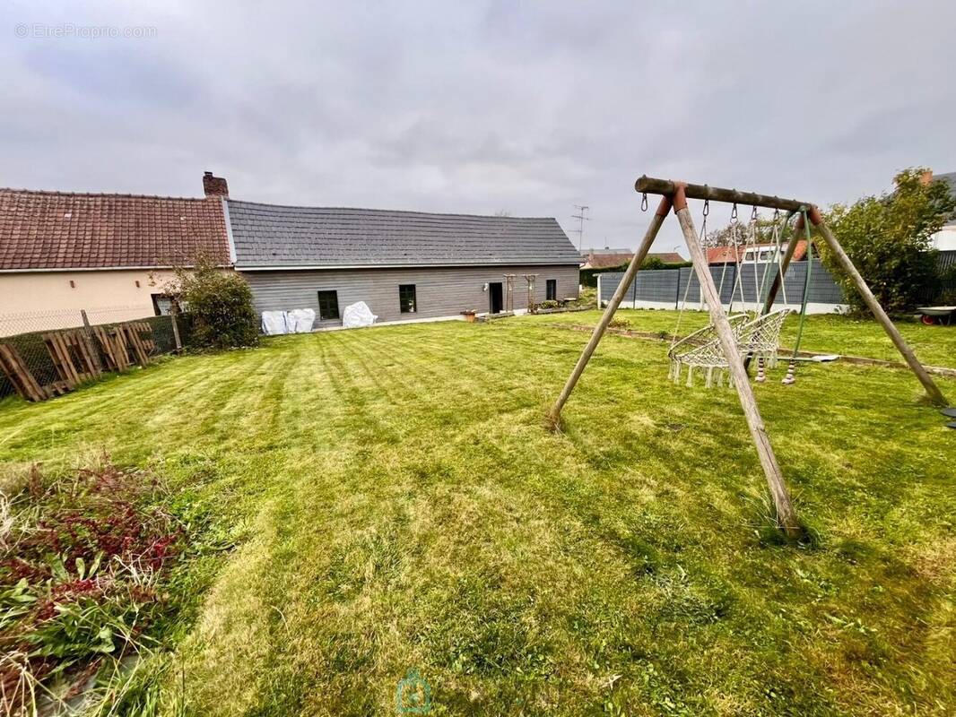 Maison à AUQUEMESNIL