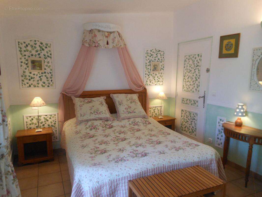 Maison à ROUSSILLON