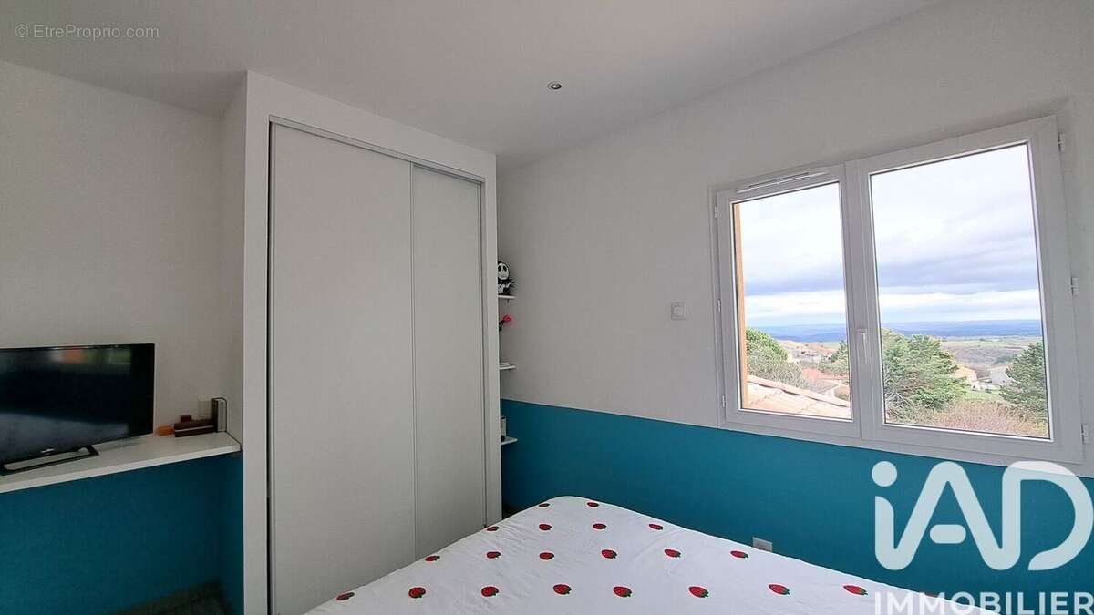 Maison 96 m² à Eclassan  - photo 4