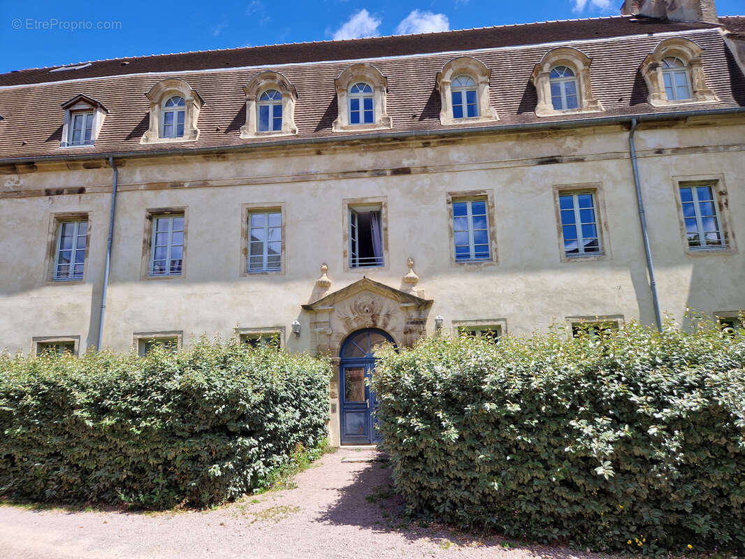 Centre ville apppartement de trois pièces - photo 20