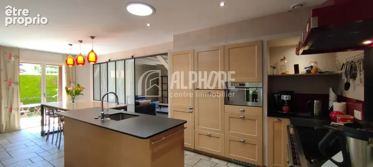 Maison 5 pièces 182 m² à vendre à Les Essarts (85140) - photo 8