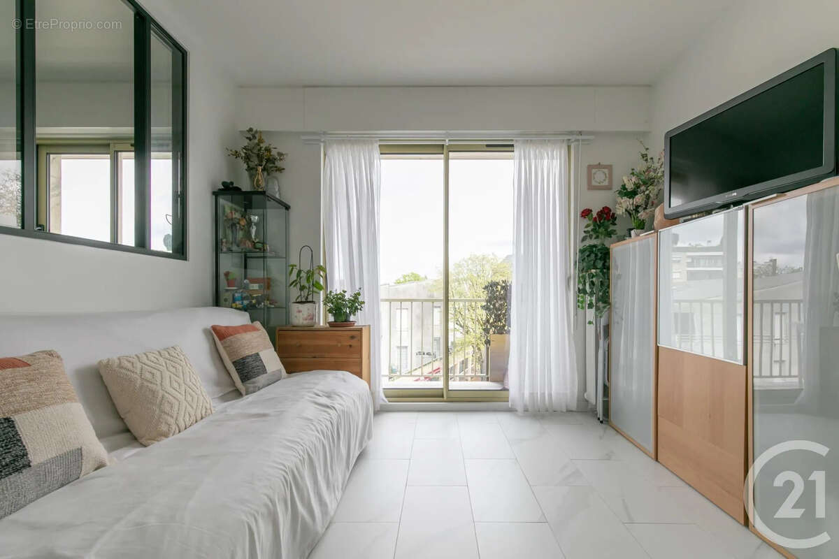 Appartement à SAINT-MAUR-DES-FOSSES