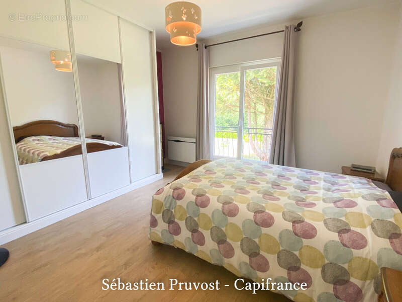 Maison à SAINT-PARDOUX-LA-RIVIERE