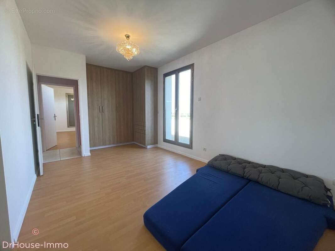 Appartement à AMILLY