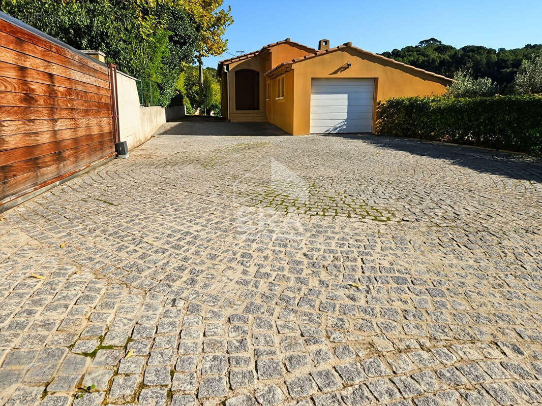 Maison à MARSEILLE-15E