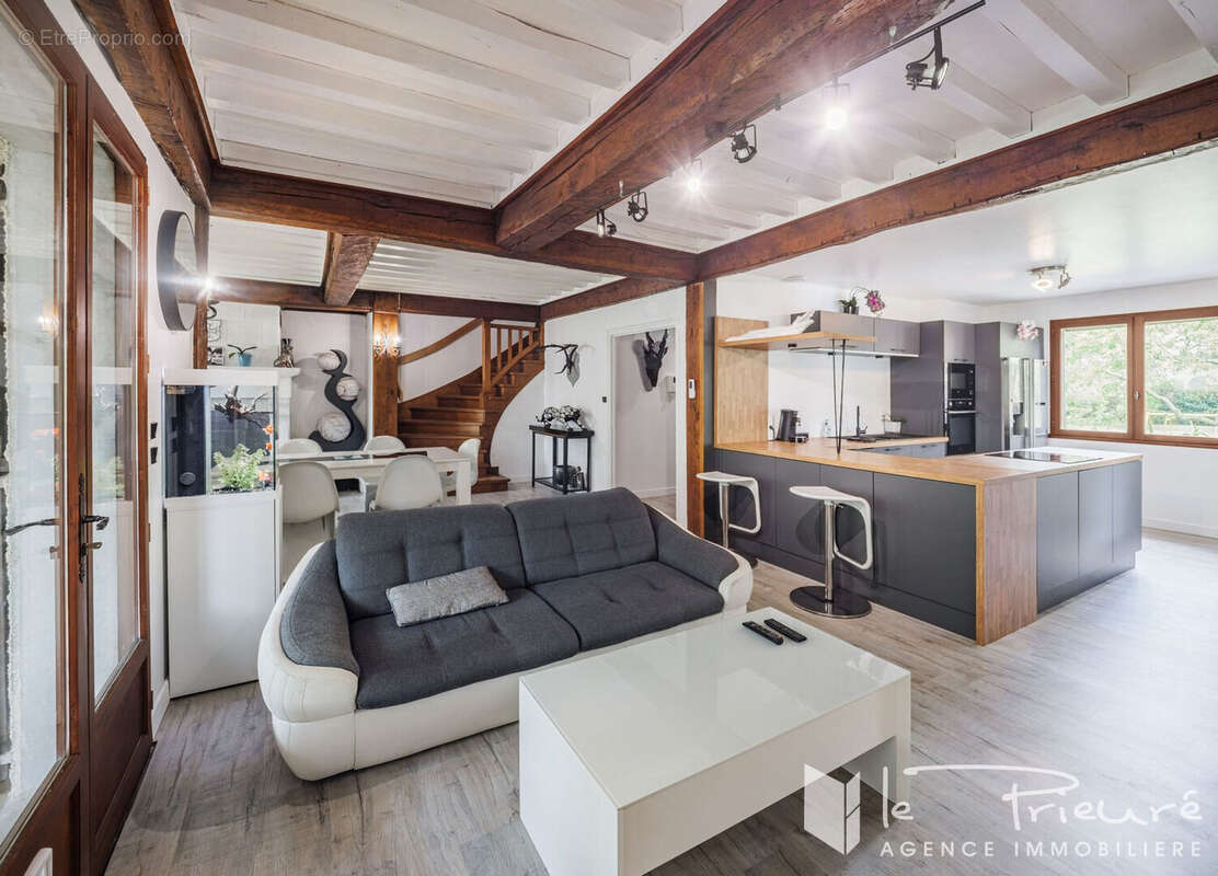 Maison familiale avec piscine et grand terrain arboré sur l'axe Réalmont-Graulhet - photo 6