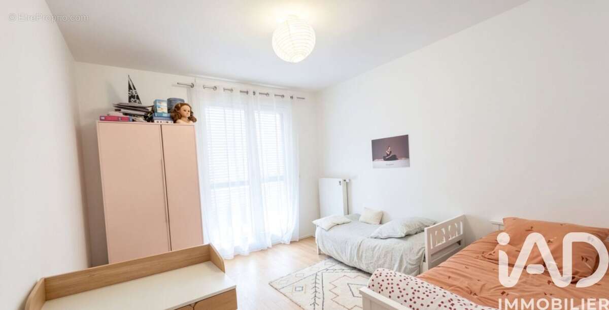 Photo 8 - Appartement à COURBEVOIE
