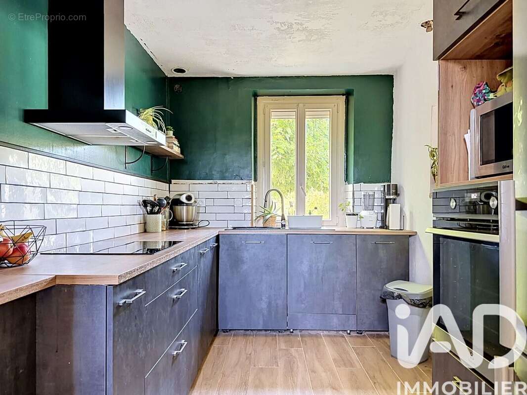 Photo 9
