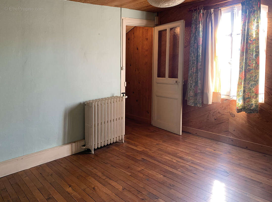 Maison à CHATELLERAULT