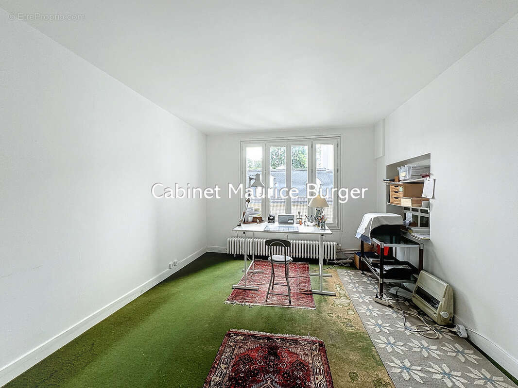 Appartement à PARIS-8E