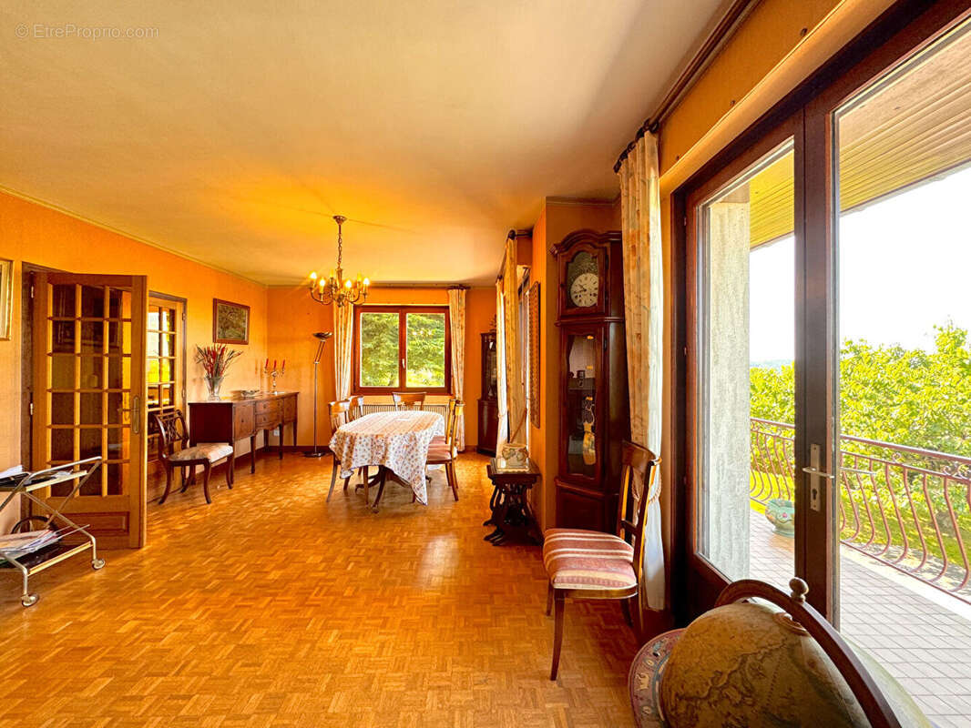 Maison à PANNESSIERES