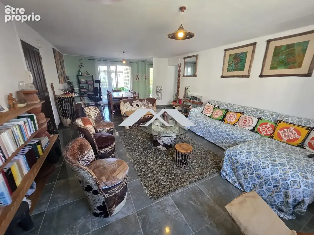Appartement à SAINT-DENIS
