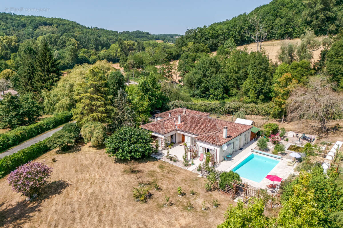 Maison de campagne, garage, piscine, terrain. - photo 58