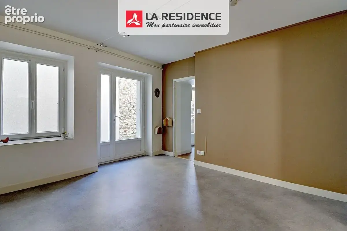 Appartement 3 pièces 52 m² à vendre à Blois (41000) - photo 2