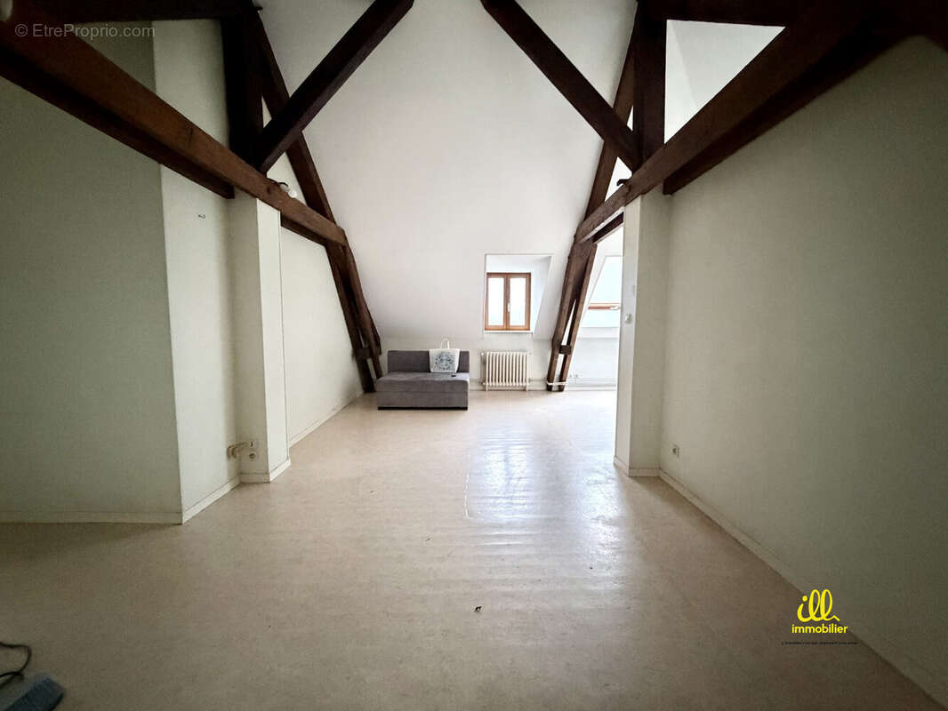 Appartement à CHARLEVILLE-MEZIERES