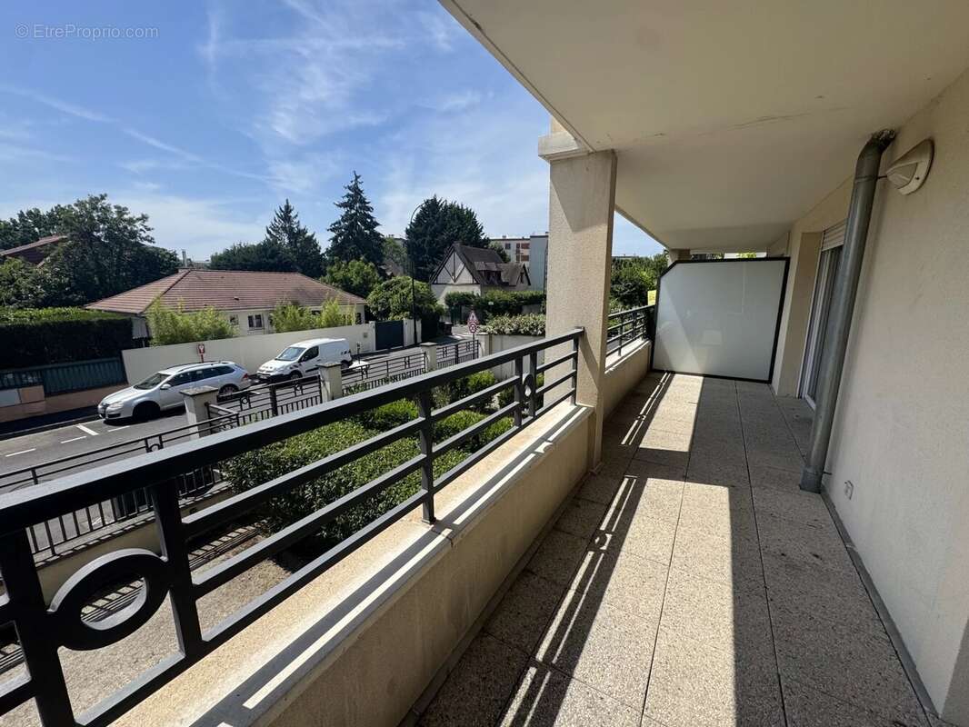Appartement à LE PLESSIS-TREVISE