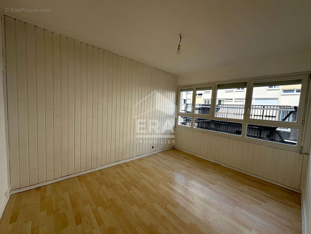 Appartement 74m² à châteauroux - photo 6
