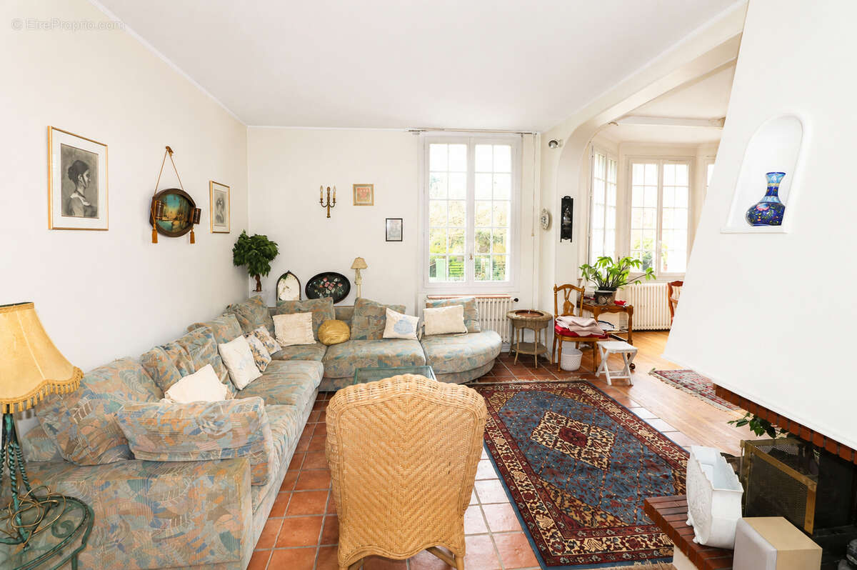 Maison Antony 8 pièce(s) 165.78 m2 avec beaucoup de charme - photo 6