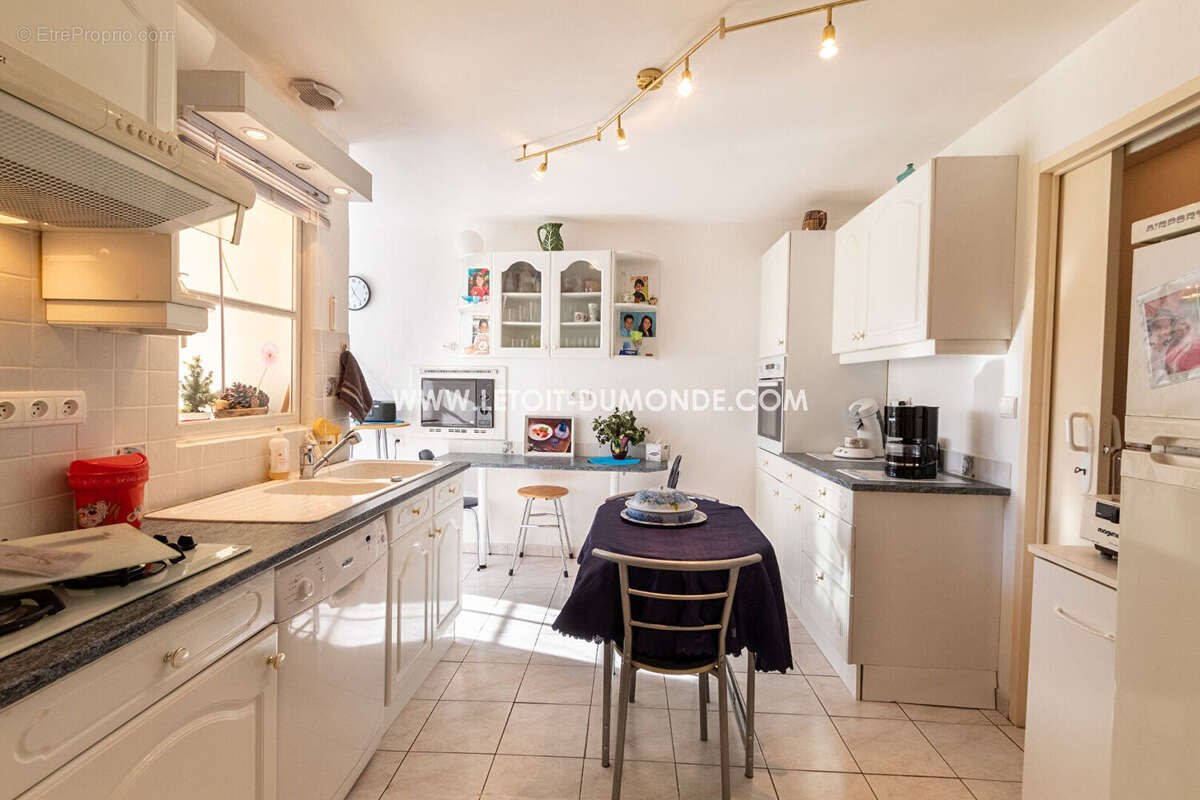 Maison à SAINT-ASTIER