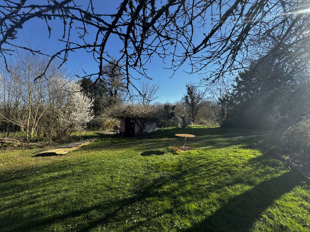 Maison à ROGNY-LES-SEPT-ECLUSES