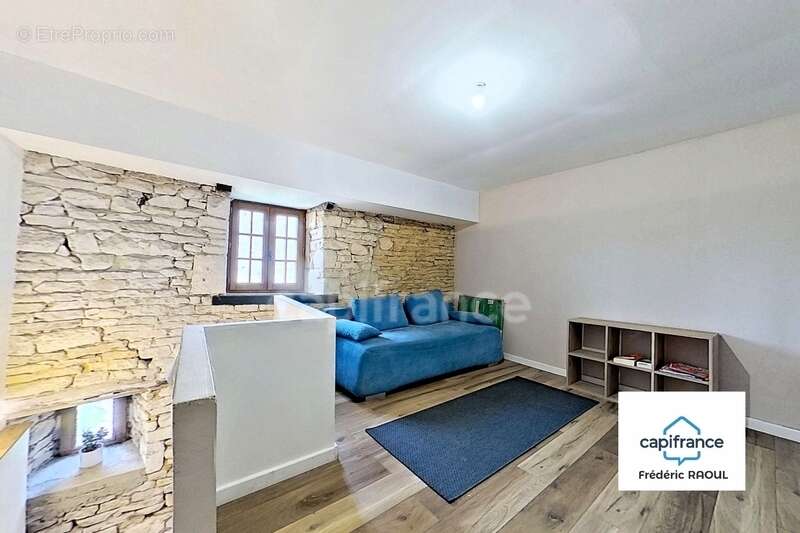 Maison à IS-SUR-TILLE