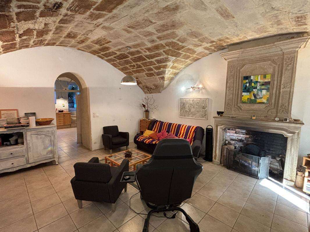 Maison à UZES