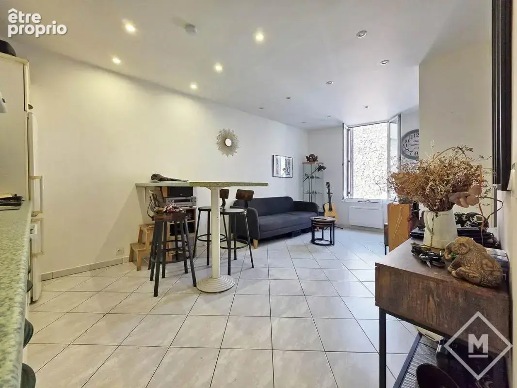 Appartement à MARSEILLE-7E